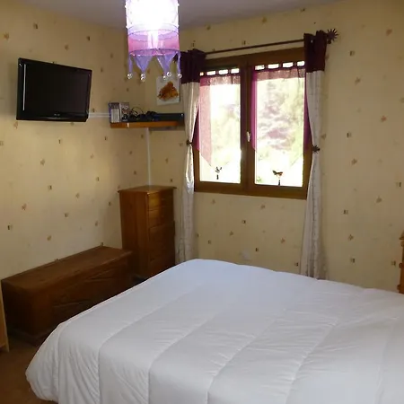 Les Dorons Apartment